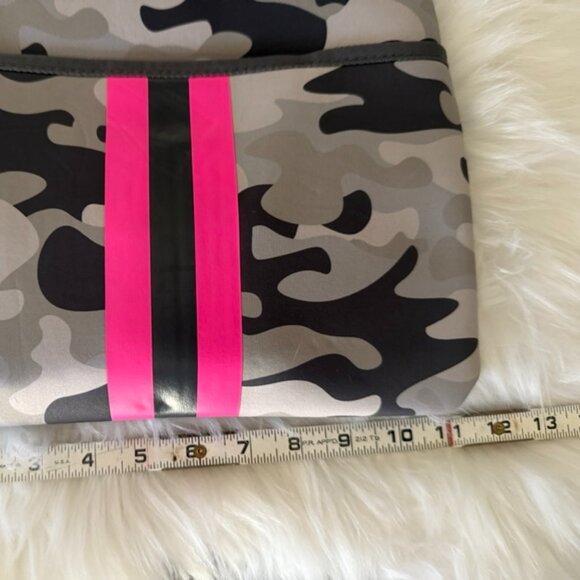 Haute Shore - Peyton Cairo Crossbody - gently used - Picture 5 of 7